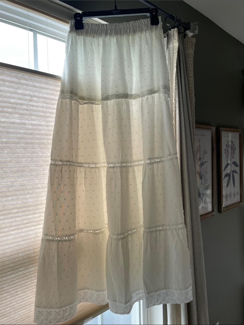 Unbranded White Tiered Maxi Skirt with Lace Trim